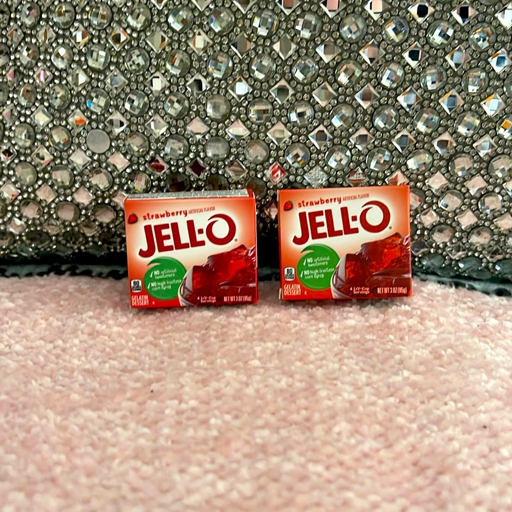Mini brands Jell-O